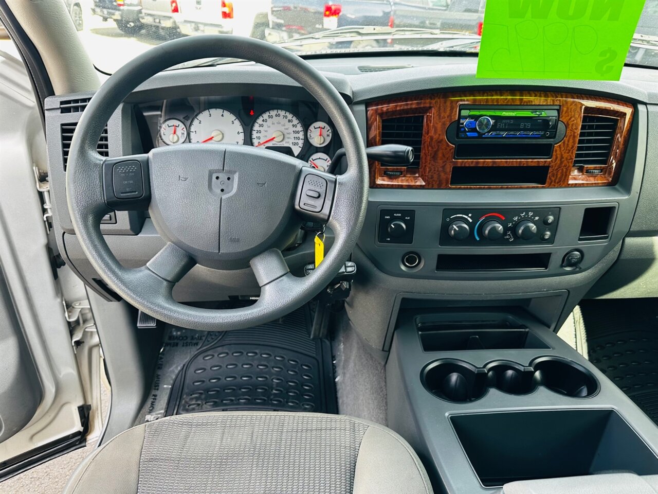 2006 Dodge Ram 1500 SLT SLT 4dr Quad Cab - Photo 15 - Reno, NV 89502