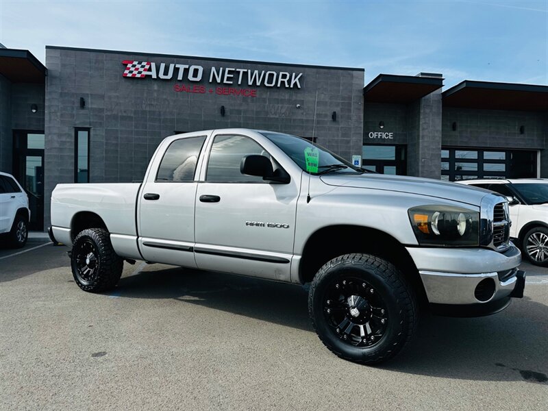 2006 Dodge Ram 1500 SLT SLT 4dr Quad Cab  