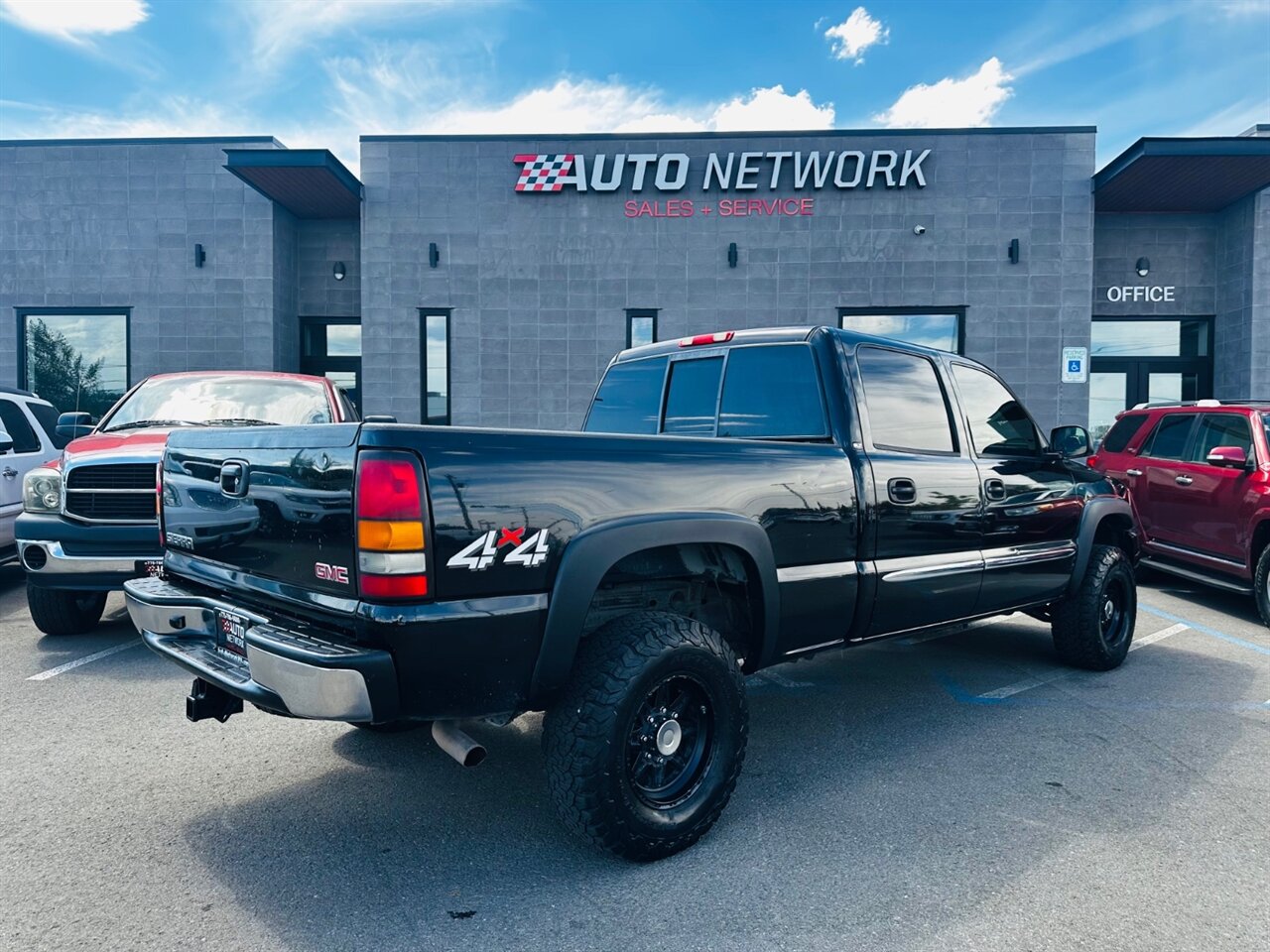 2006 GMC Sierra 1500 SLT 4dr Crew Cab - Photo 3 - Reno, NV 89502