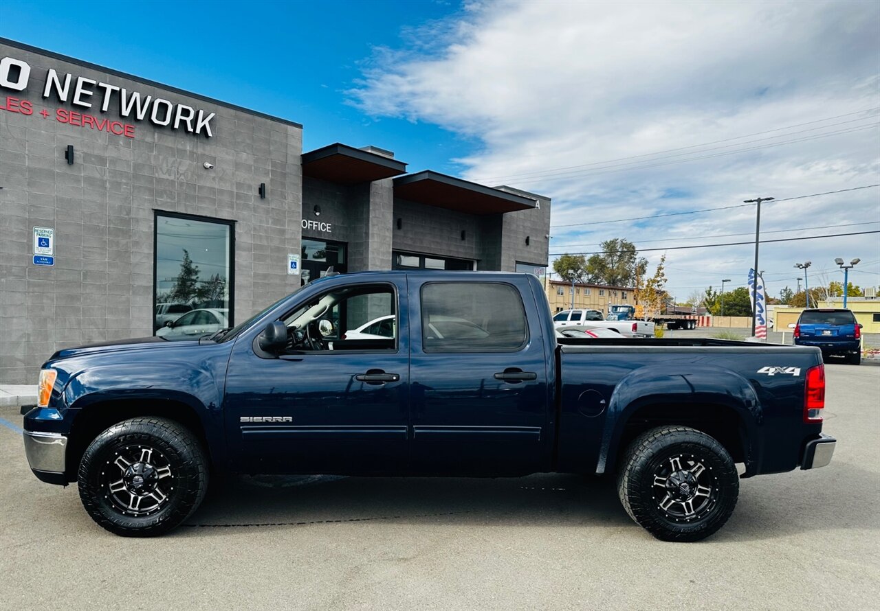 2011 GMC Sierra 1500 SLE photo 6