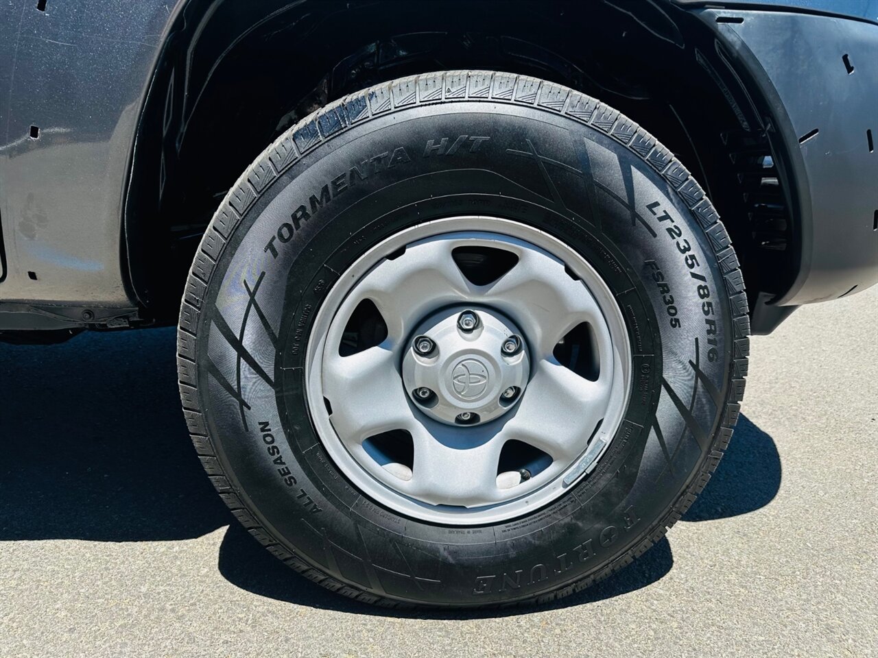 2010 Toyota Tacoma - Photo 12 - Reno, NV 89502