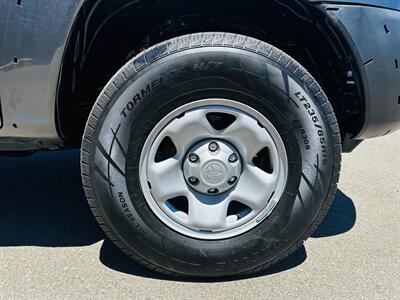 2010 Toyota Tacoma - Photo 12 - Reno, NV 89502