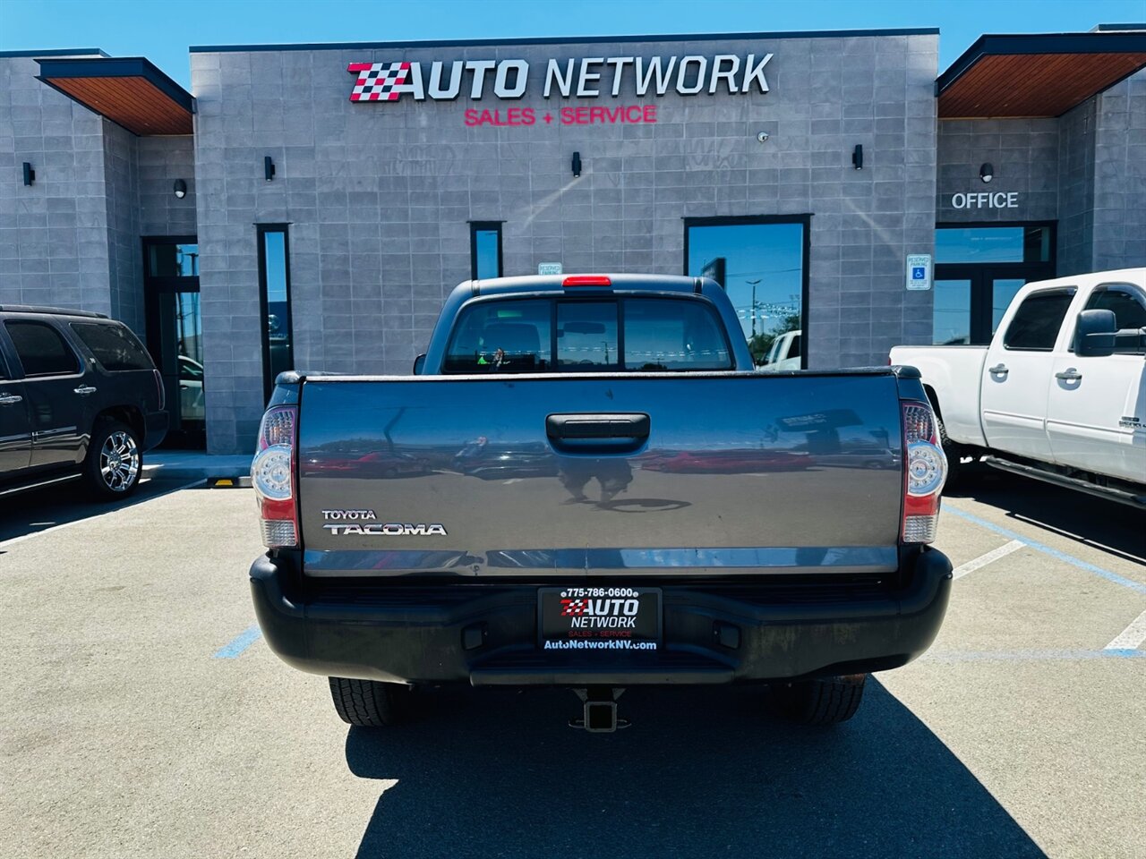 2010 Toyota Tacoma - Photo 8 - Reno, NV 89502