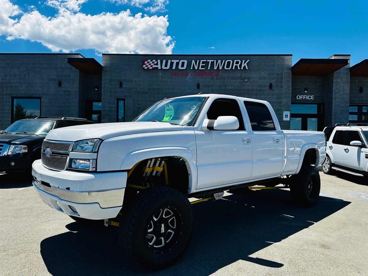 2005 Chevrolet Silverado 2500 LT 4dr Crew Cab - Photo 5 - Reno, NV 89502