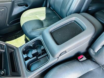 2005 Chevrolet Silverado 2500 LT 4dr Crew Cab - Photo 21 - Reno, NV 89502