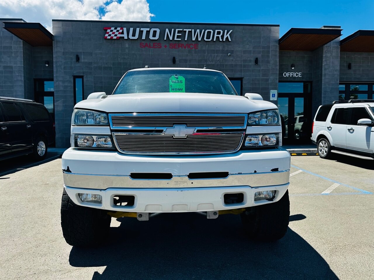 2005 Chevrolet Silverado 2500 LT 4dr Crew Cab - Photo 4 - Reno, NV 89502