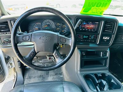 2005 Chevrolet Silverado 2500 LT 4dr Crew Cab - Photo 18 - Reno, NV 89502