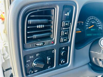 2005 Chevrolet Silverado 2500 LT 4dr Crew Cab - Photo 25 - Reno, NV 89502