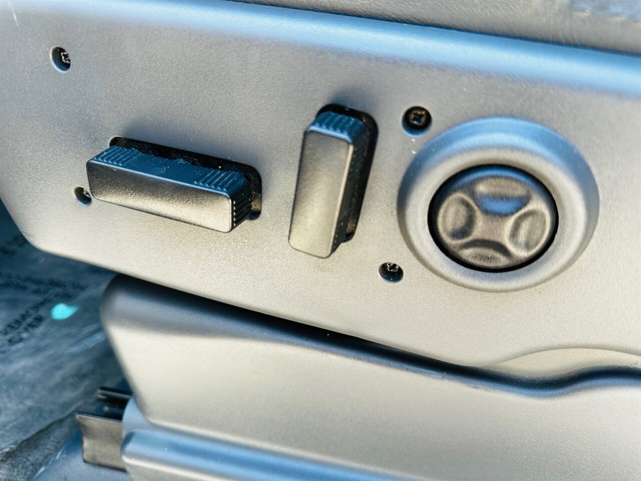 2005 Chevrolet Silverado 2500 LT 4dr Crew Cab - Photo 30 - Reno, NV 89502