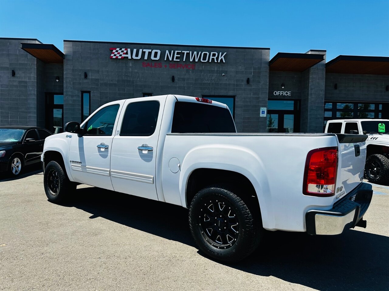 2009 GMC Sierra 1500 Hybrid - Photo 7 - Reno, NV 89502