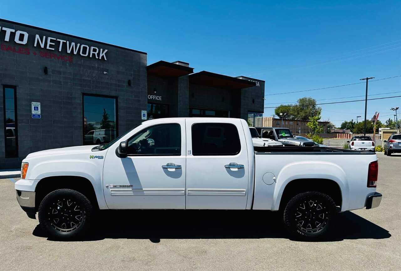2009 GMC Sierra 1500 Hybrid - Photo 6 - Reno, NV 89502