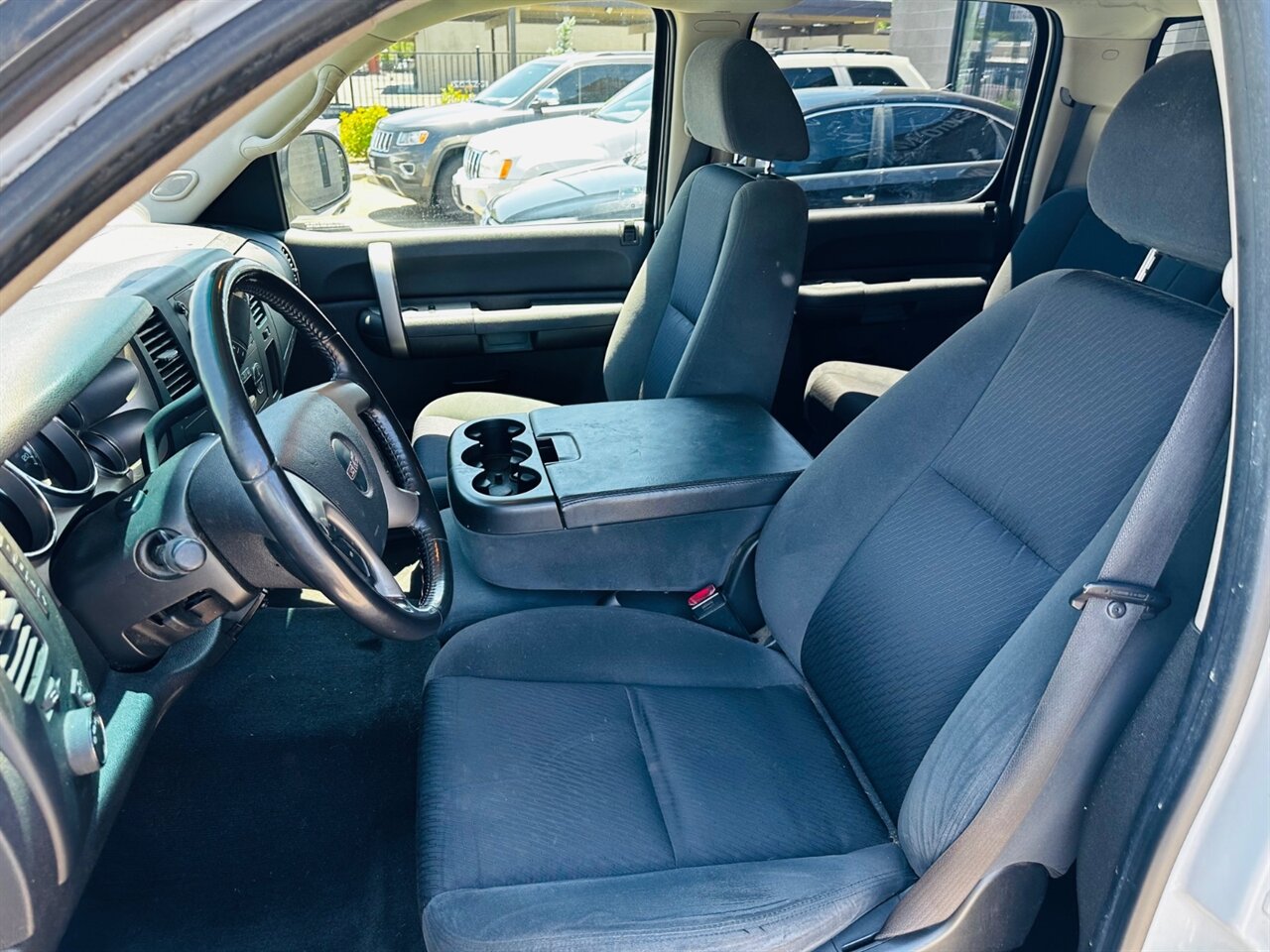 2009 GMC Sierra 1500 Hybrid - Photo 14 - Reno, NV 89502