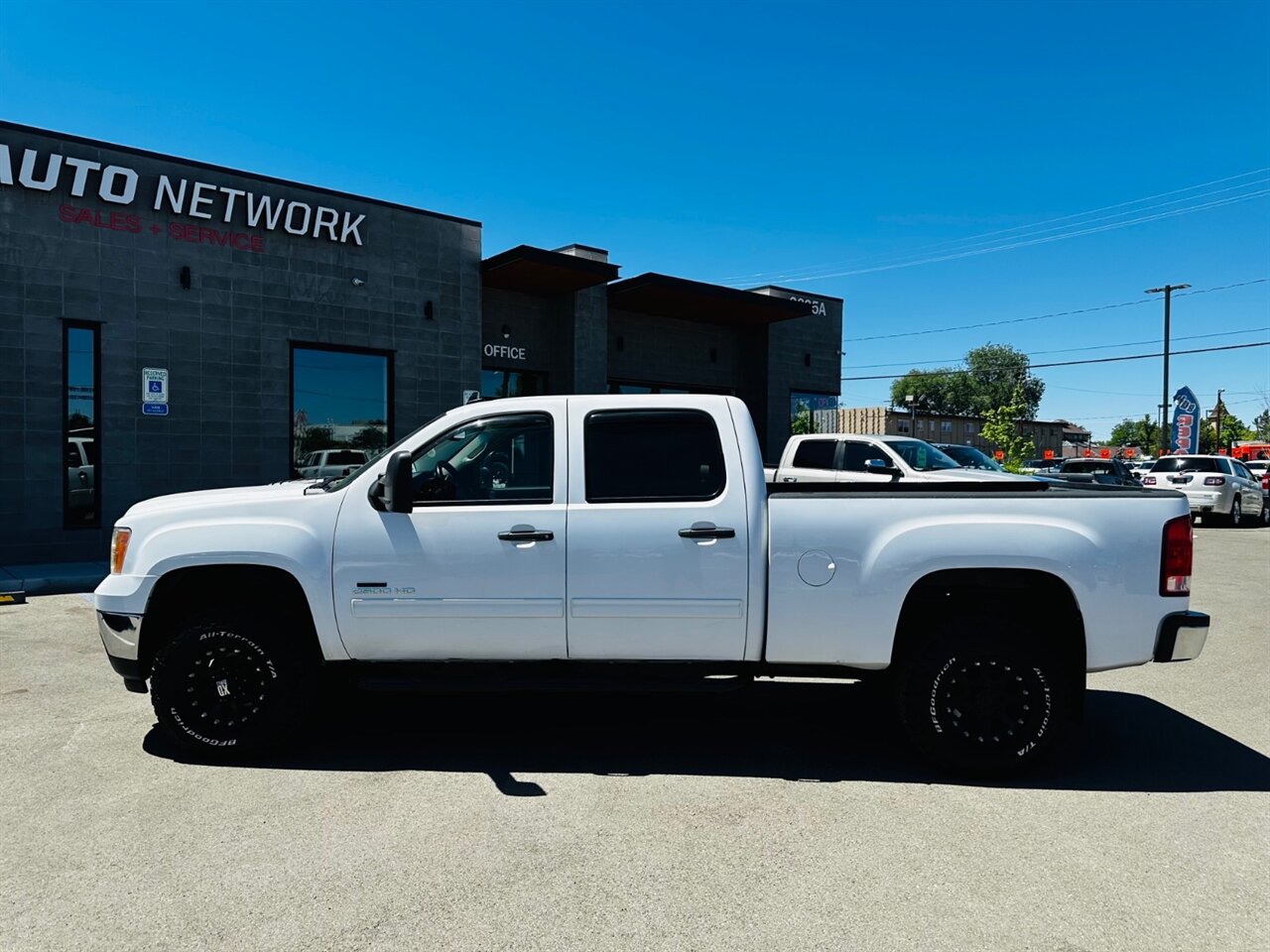 2012 GMC Sierra 2500 SLE - Photo 6 - Reno, NV 89502