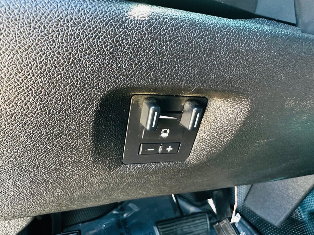 2012 GMC Sierra 2500 SLE - Photo 27 - Reno, NV 89502