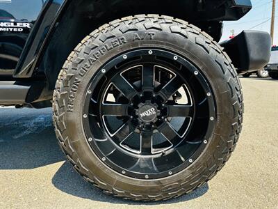 2017 Jeep Wrangler Unlimited Sahara - Photo 13 - Reno, NV 89502