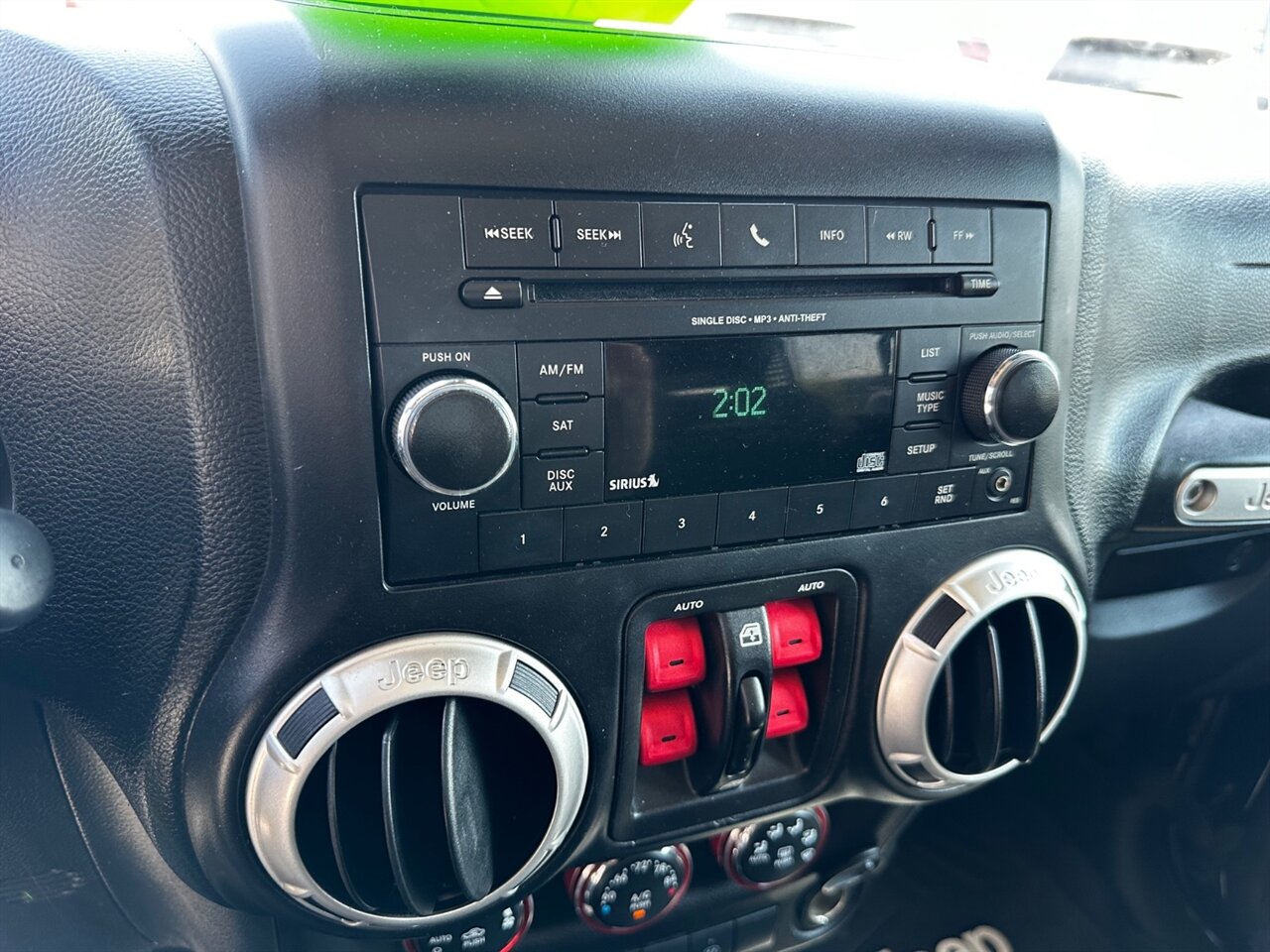 2017 Jeep Wrangler Unlimited Sahara - Photo 18 - Reno, NV 89502