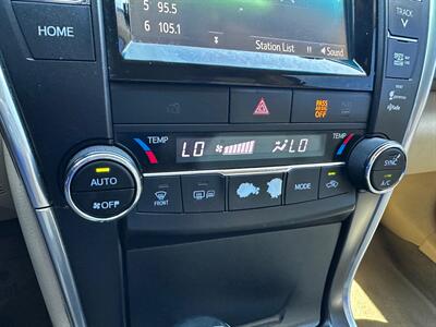 2015 Toyota Camry XLE   - Photo 16 - Reno, NV 89502