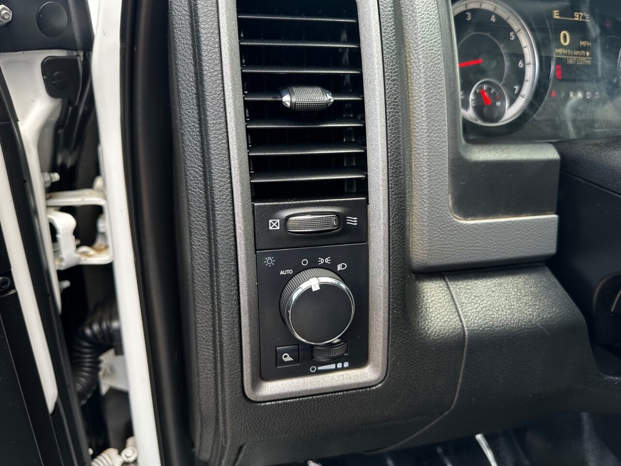 2016 RAM 2500 Tradesman - Photo 23 - Reno, NV 89502