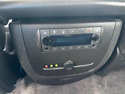 2011 GMC Yukon Denali Hybrid   - Photo 31 - Reno, NV 89502