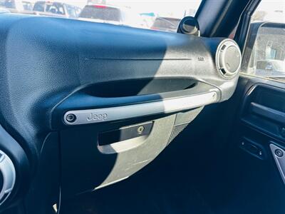 2013 Jeep Wrangler Unlimited Rubicon   - Photo 21 - Reno, NV 89502