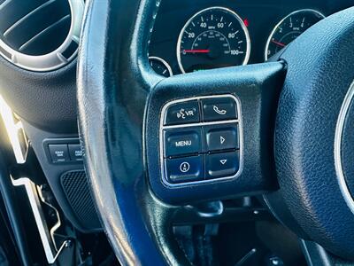 2013 Jeep Wrangler Unlimited Rubicon   - Photo 23 - Reno, NV 89502