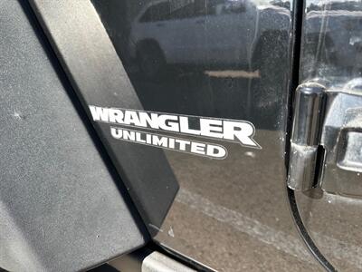 2013 Jeep Wrangler Unlimited Rubicon   - Photo 13 - Reno, NV 89502