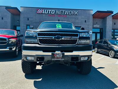 2004 Chevrolet Silverado 2500 LT 4dr Extended Cab - Photo 4 - Reno, NV 89502