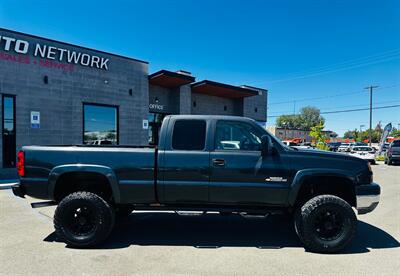 2004 Chevrolet Silverado 2500 LT 4dr Extended Cab - Photo 2 - Reno, NV 89502