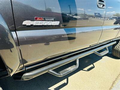 2004 Chevrolet Silverado 2500 LT 4dr Extended Cab - Photo 10 - Reno, NV 89502