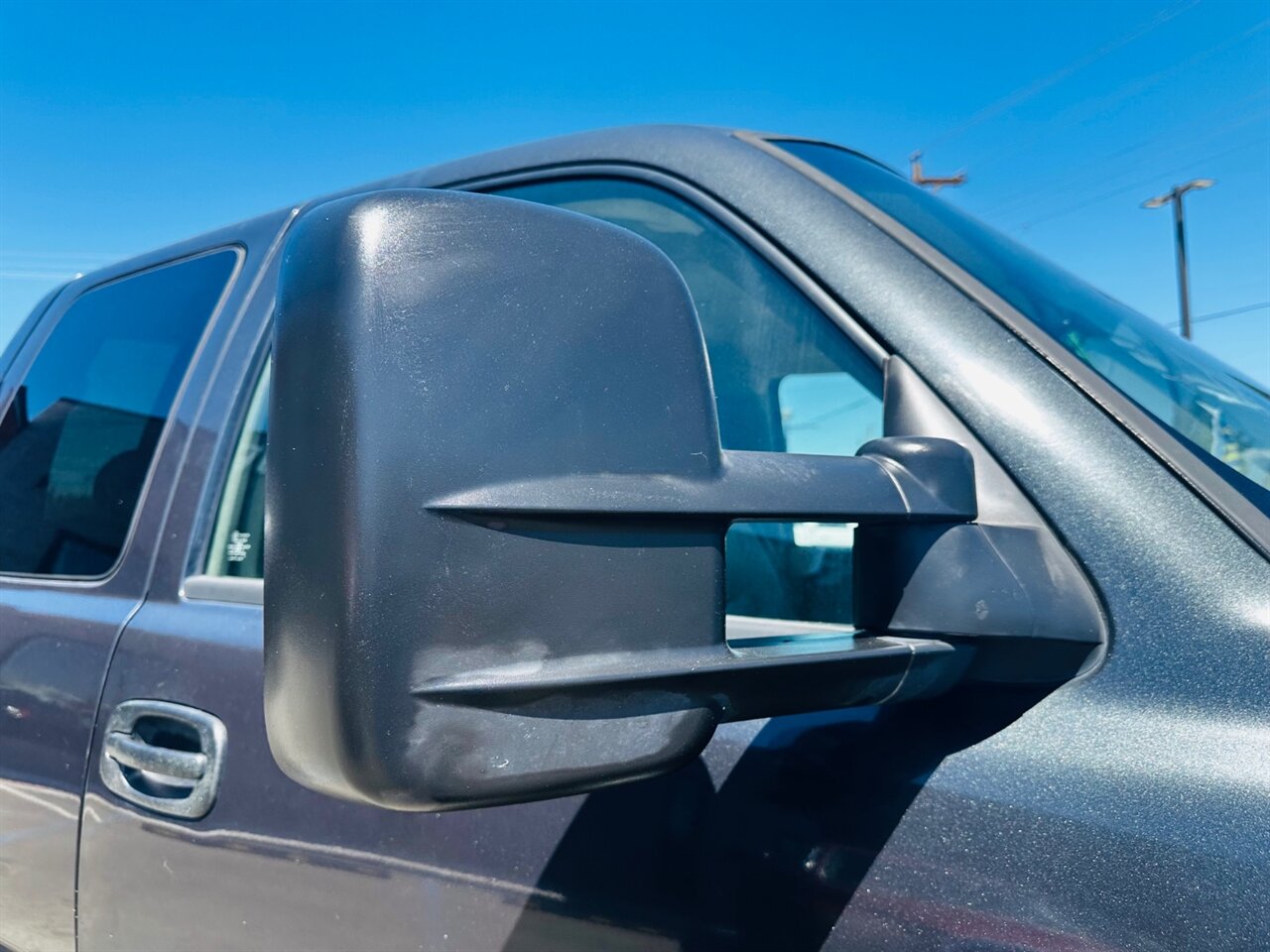 2004 Chevrolet Silverado 2500 LT 4dr Extended Cab - Photo 9 - Reno, NV 89502