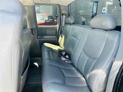 2004 Chevrolet Silverado 2500 LT 4dr Extended Cab - Photo 16 - Reno, NV 89502