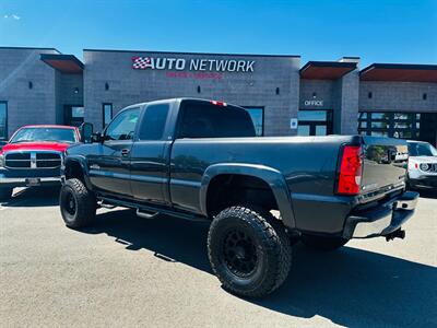 2004 Chevrolet Silverado 2500 LT 4dr Extended Cab - Photo 7 - Reno, NV 89502