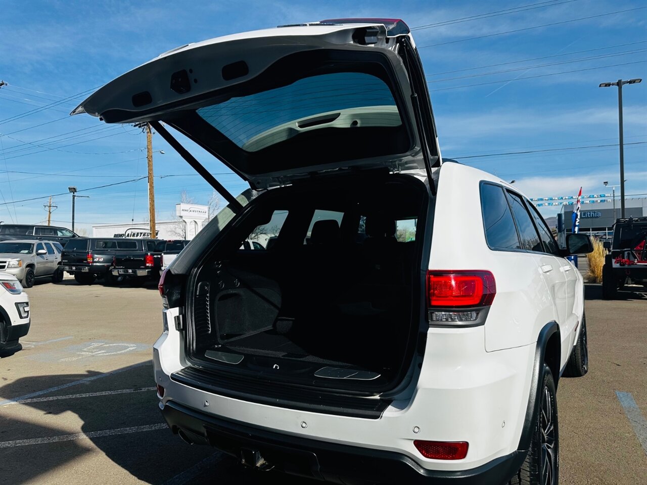 2018 Jeep Grand Cherokee Trailhawk - Photo 9 - Reno, NV 89502
