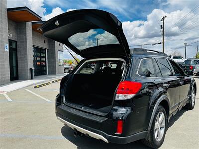 2013 Subaru Outback 2.5i Limited   - Photo 9 - Reno, NV 89502