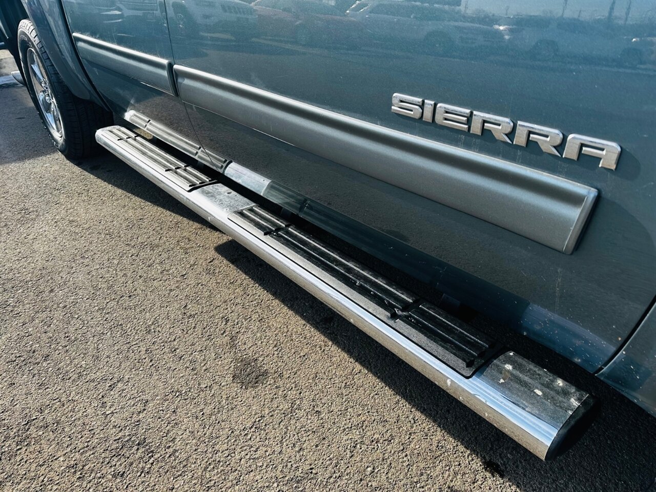 2011 GMC Sierra 1500 SLE - Photo 9 - Reno, NV 89502