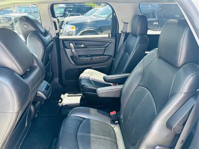 2014 GMC Acadia SLT - Photo 12 - Reno, NV 89502