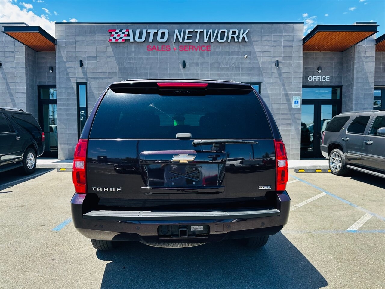 2009 Chevrolet Tahoe LT - Photo 8 - Reno, NV 89502