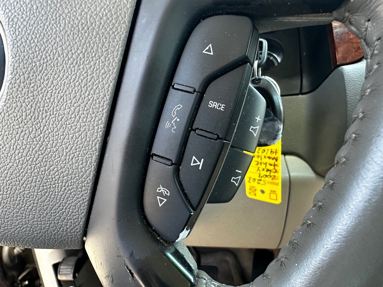 2009 Chevrolet Tahoe LT - Photo 24 - Reno, NV 89502