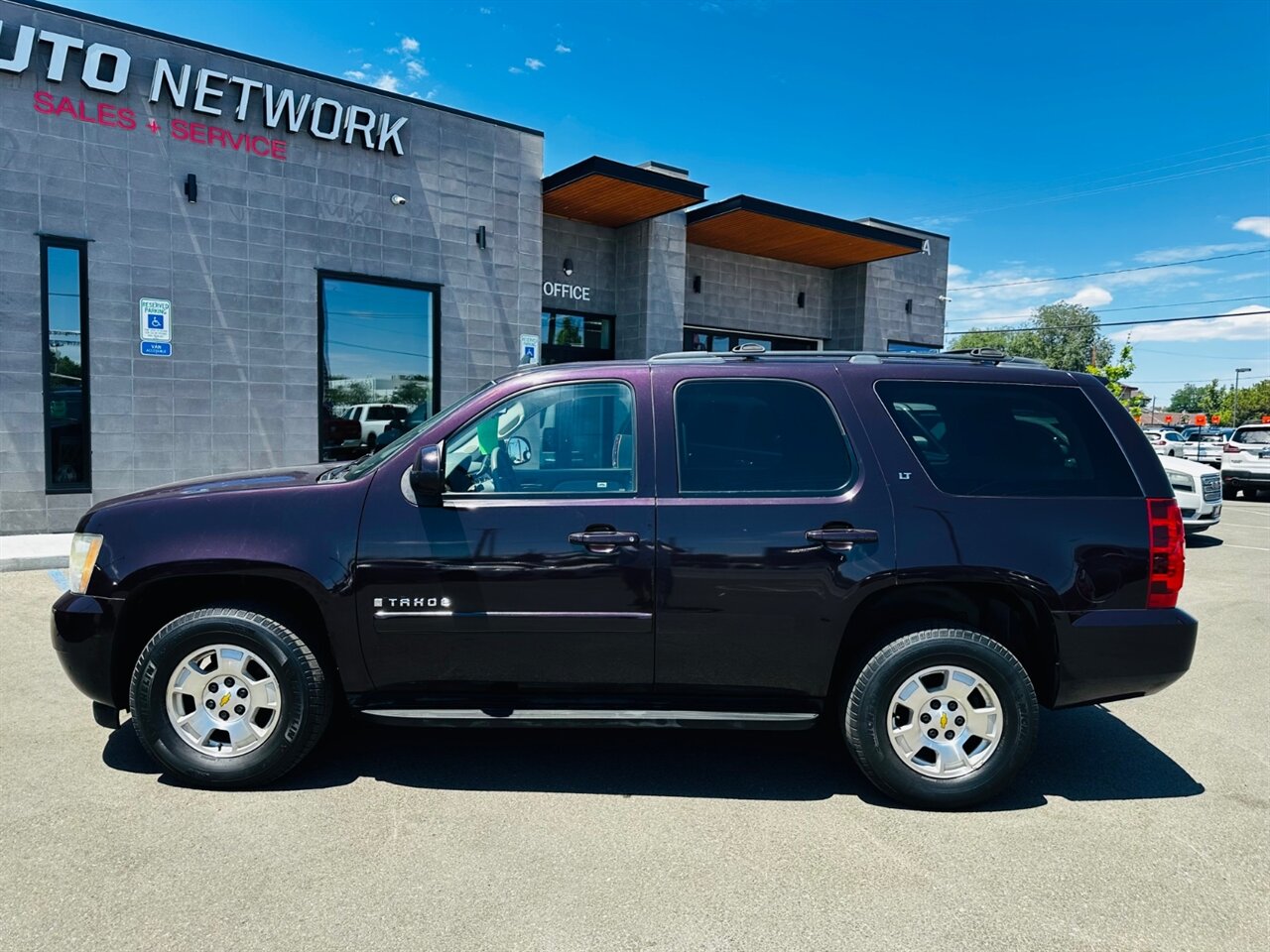 2009 Chevrolet Tahoe LT - Photo 6 - Reno, NV 89502