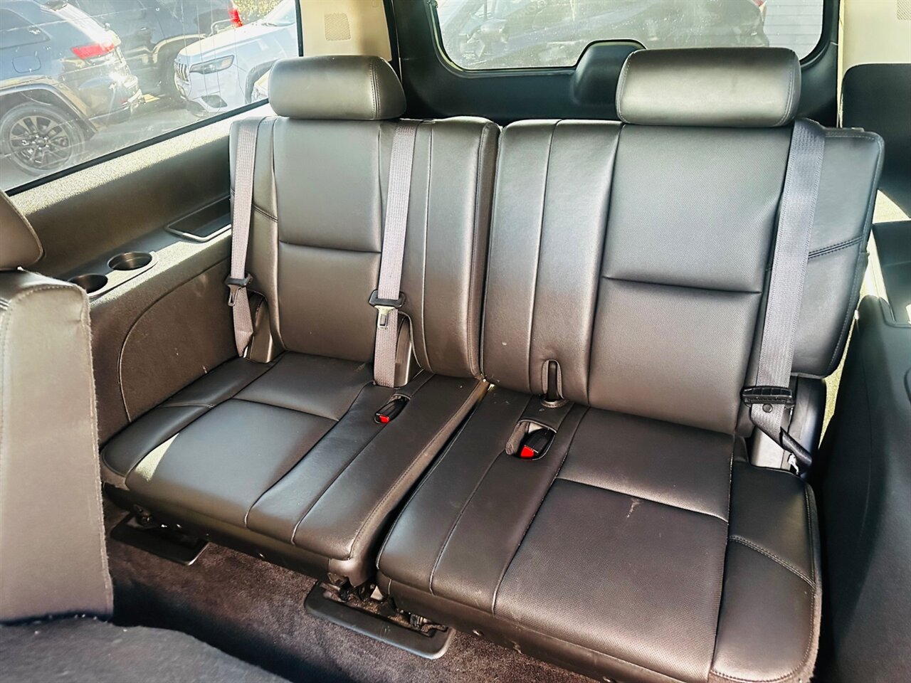 2012 Chevrolet Suburban LTZ - Photo 18 - Reno, NV 89502