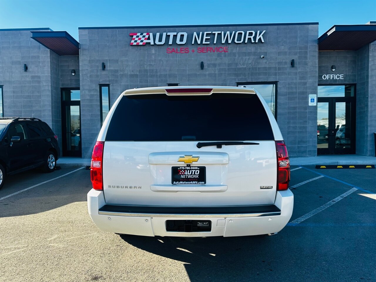 2012 Chevrolet Suburban LTZ - Photo 8 - Reno, NV 89502