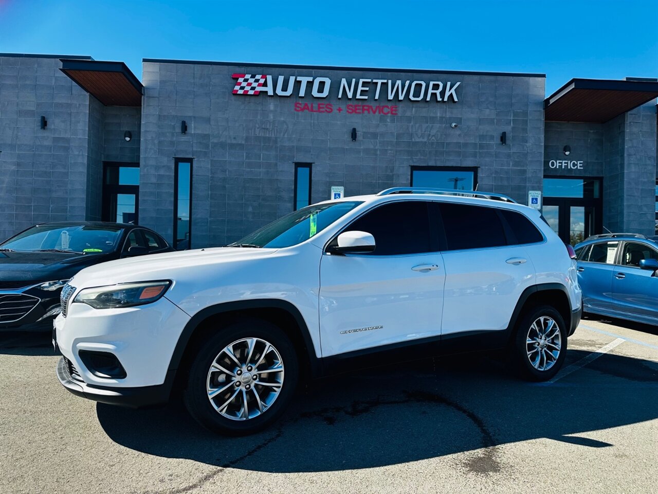 2019 Jeep Cherokee Latitude Plus   - Photo 5 - Reno, NV 89502