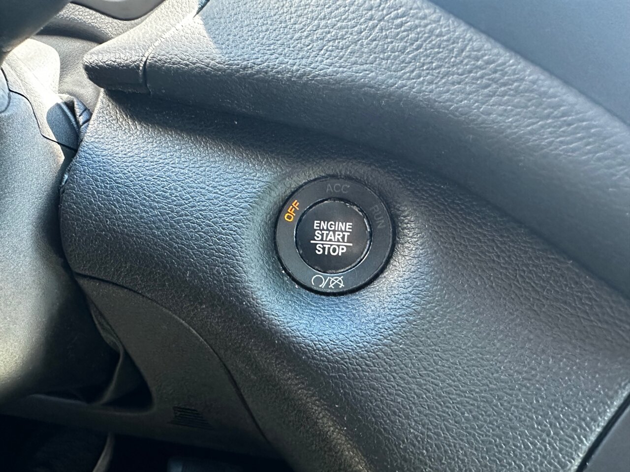 2019 Jeep Cherokee Latitude Plus   - Photo 26 - Reno, NV 89502