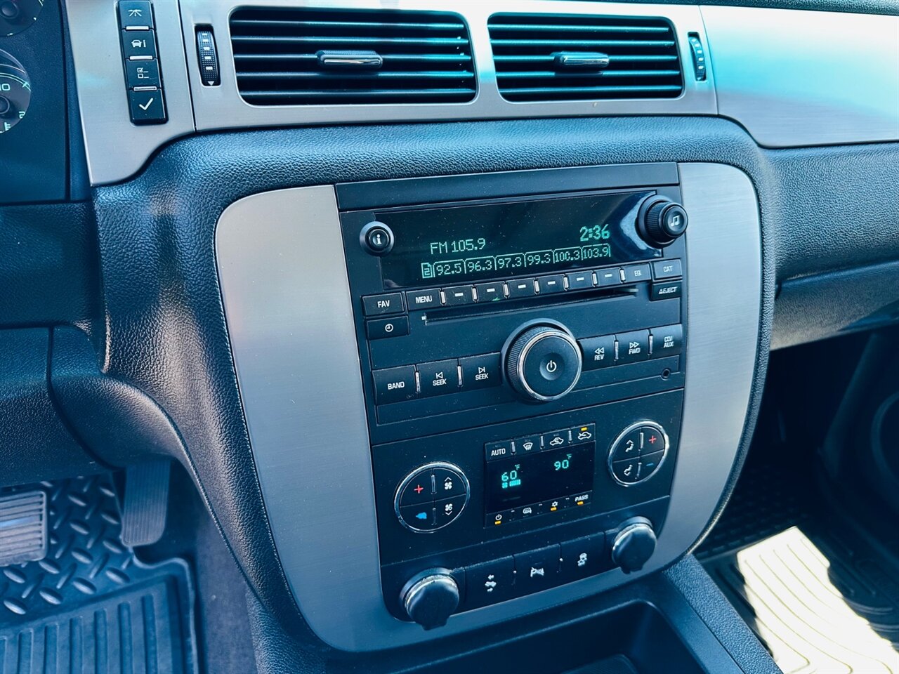 2012 Chevrolet Silverado 2500 LTZ - Photo 18 - Reno, NV 89502