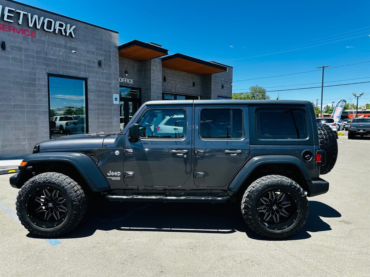 2018 Jeep Wrangler Unlimited Sport - Photo 6 - Reno, NV 89502