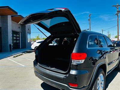2014 Jeep Grand Cherokee Laredo   - Photo 9 - Reno, NV 89502