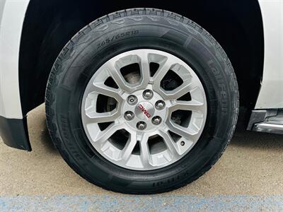 2015 GMC Yukon XL SLT   - Photo 10 - Reno, NV 89502