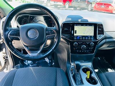 2019 Jeep Grand Cherokee Laredo   - Photo 15 - Reno, NV 89502