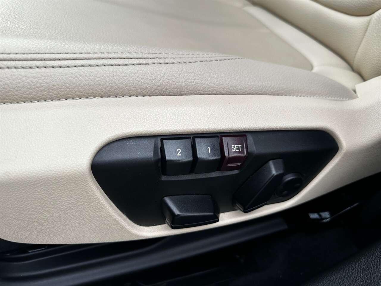 2016 BMW X1 xDrive28i - Photo 29 - Reno, NV 89502