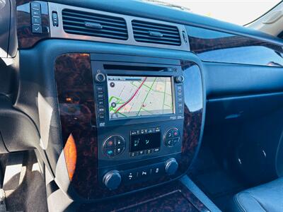 2014 GMC Yukon XL Denali   - Photo 6 - Reno, NV 89502